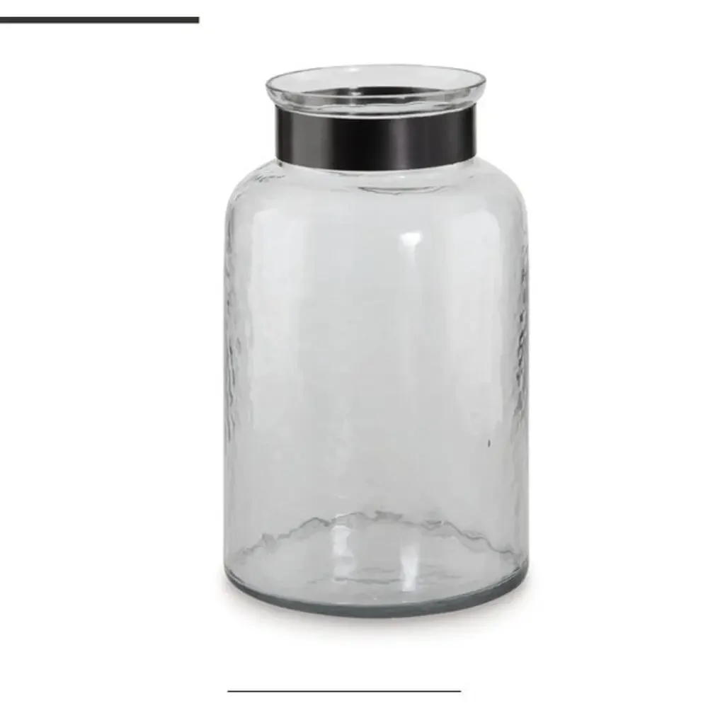 Lukasvale Small Vase, Clear Hammered Antiqued pewter-tone, NWT
